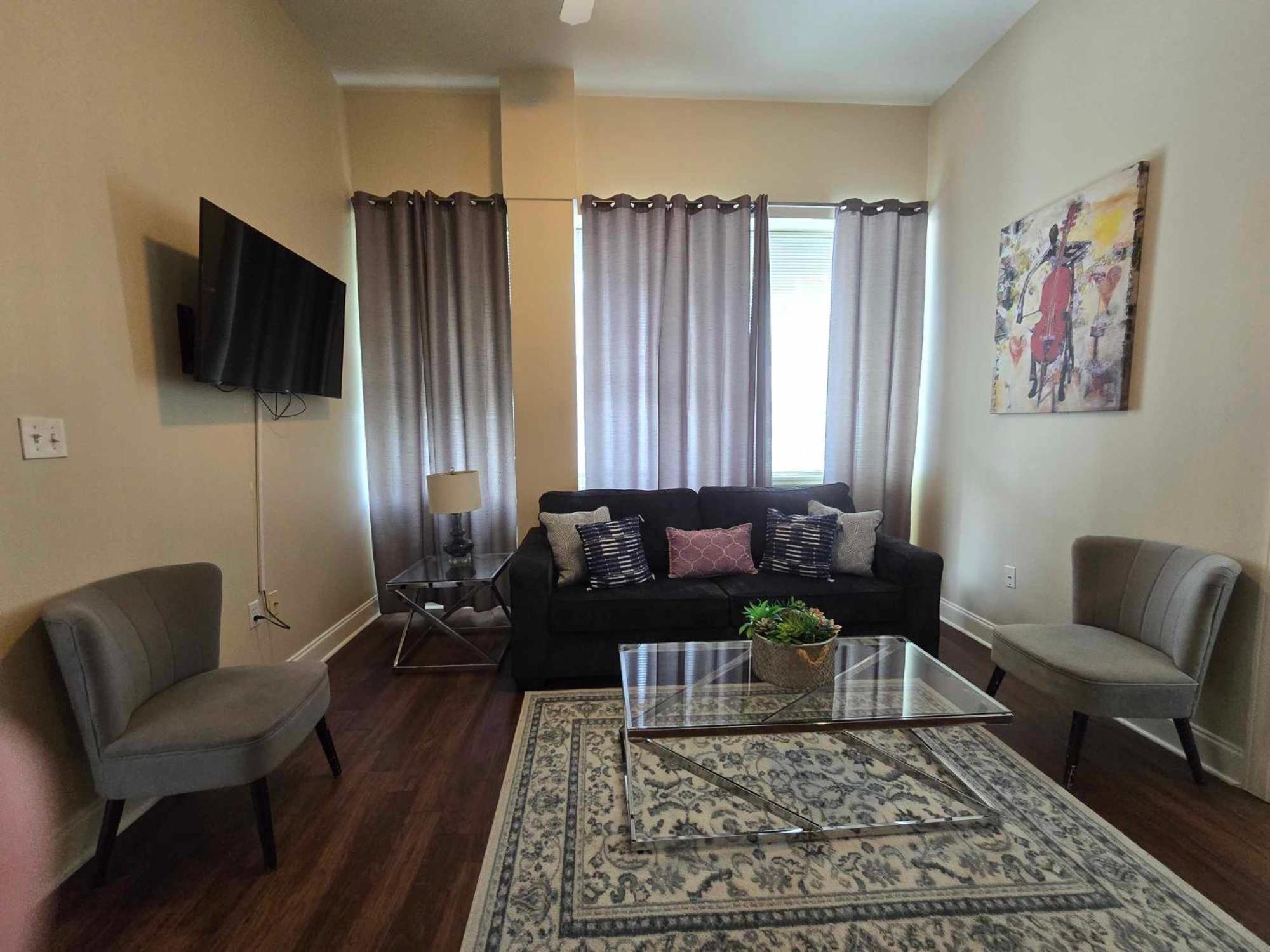 نيو أورلينز Amazing Condos Beautiful View 2 Blocks To French Quarter, Small Rooftop Pool, Gym, Seanger Theater, Super Dome, And Bourbon St الغرفة الصورة