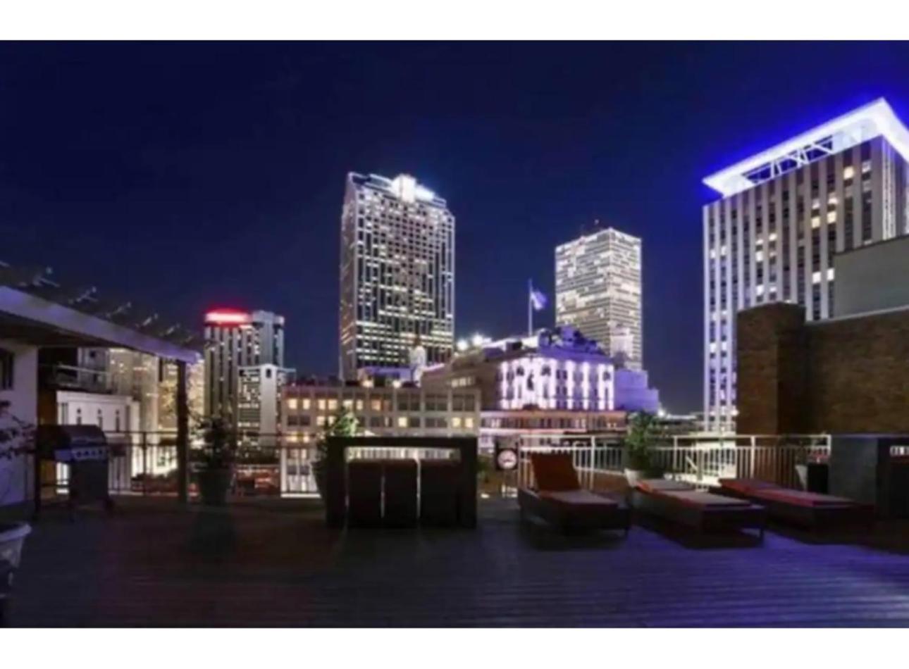 نيو أورلينز Amazing Condos Beautiful View 2 Blocks To French Quarter, Small Rooftop Pool, Gym, Seanger Theater, Super Dome, And Bourbon St المظهر الخارجي الصورة